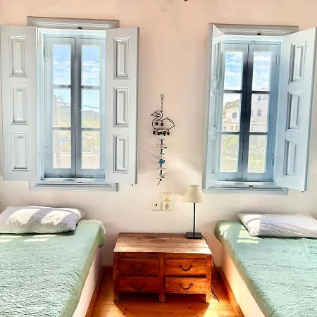 Grikos Panoramic Retreat *