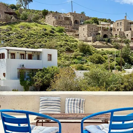 Grikos Panoramic Retreat *